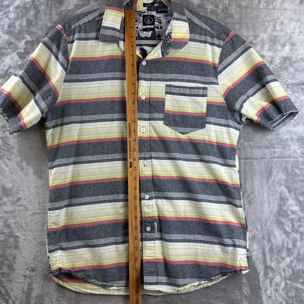 Volcom Horzy SS Shirt Men XL Gray Yellow Red Striped Slim Fit Cotton (1722) - Picture 9 of 10